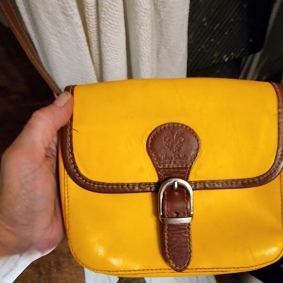 Vera Pelle Mustard Leather Crossbody‎ - Picture 2 of 13